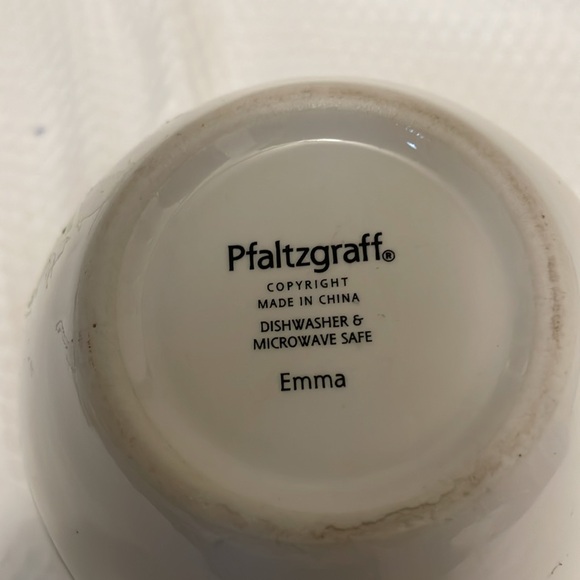 Pfaltzgraff Emma Sugar Bowl with lid and Creamer - Picture 7 of 7